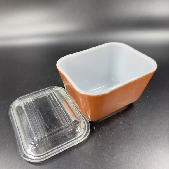 Vintage Pyrex Brown Small Fridgie Refrigerator Dish Clear Lid MCM B1 1.5 Cup 28 - Picture 11 of 12